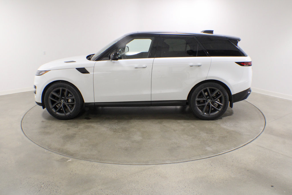 Certified 2025 Land Rover Range Rover Sport SE AWD/4WD image 3