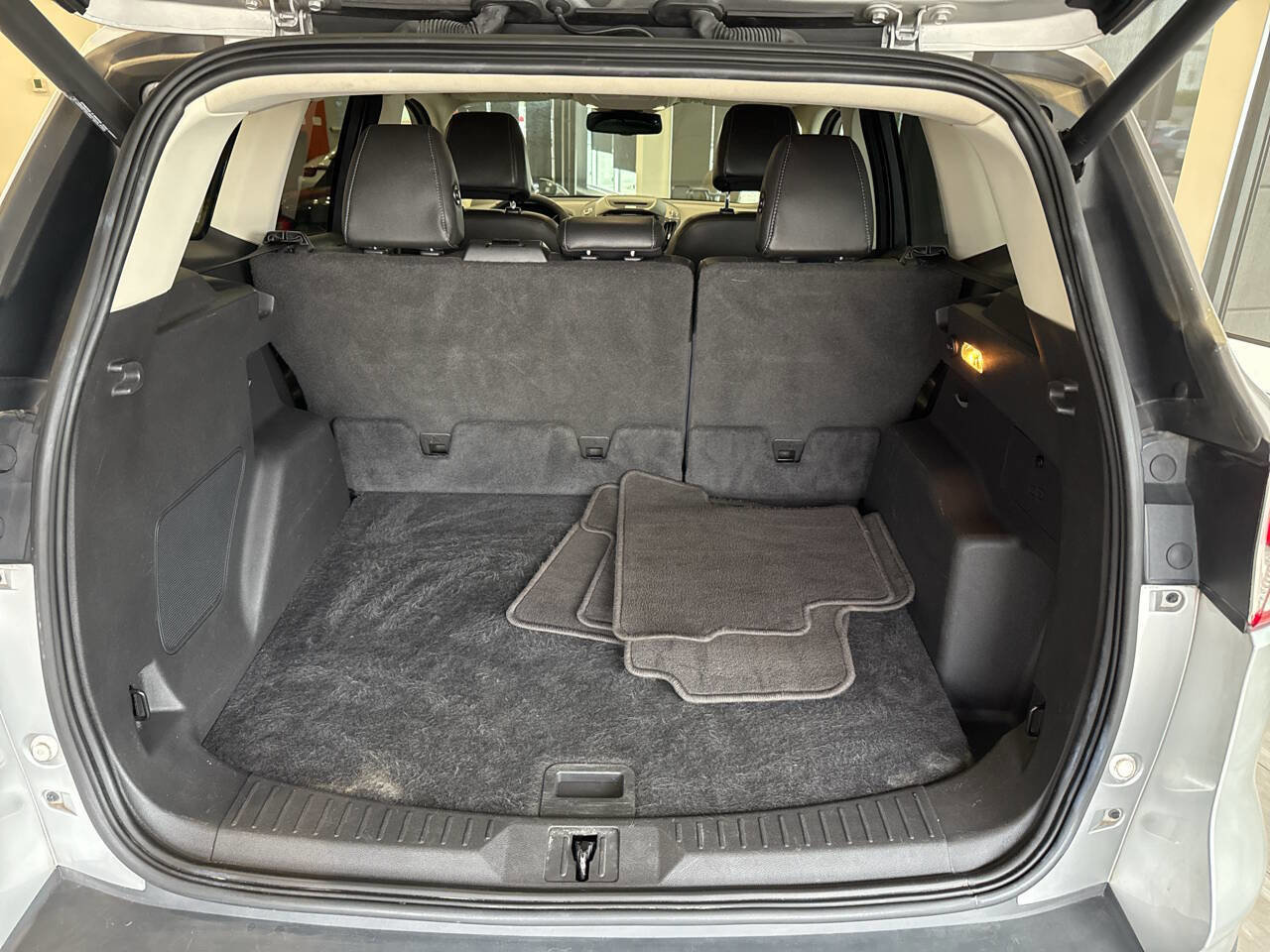 Used 2016 Ford Escape Titanium image 29