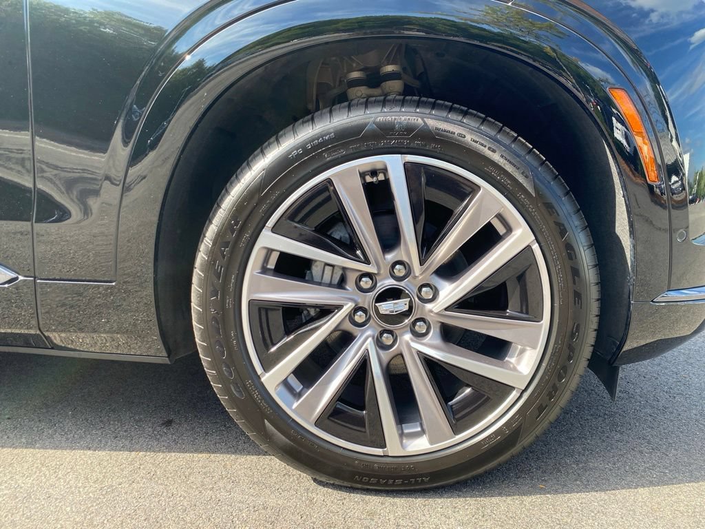 Used 2026 Cadillac Vistiq Sport w/ LPO, Floor Liner Package AWD/4WD image 27