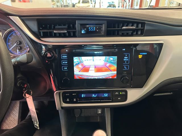 Used 2018 Toyota Corolla LE image 23