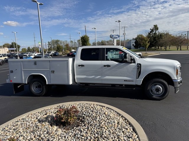 New 2026 Ford F350 XL w/ XL Chrome Package image 5