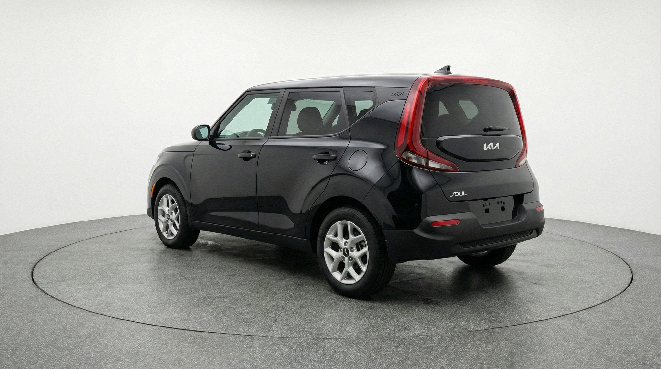 Used 2025 Kia Soul LX w/ LX Technology Package image 6