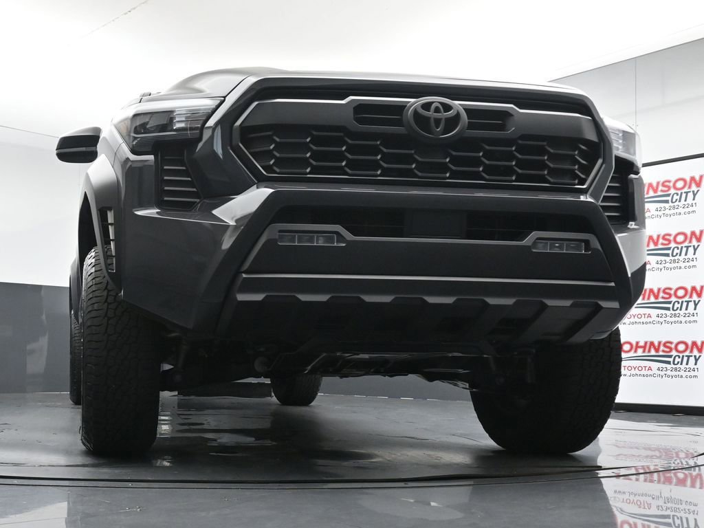 Used 2025 Toyota Tacoma TRD Off-Road AWD/4WD image 33