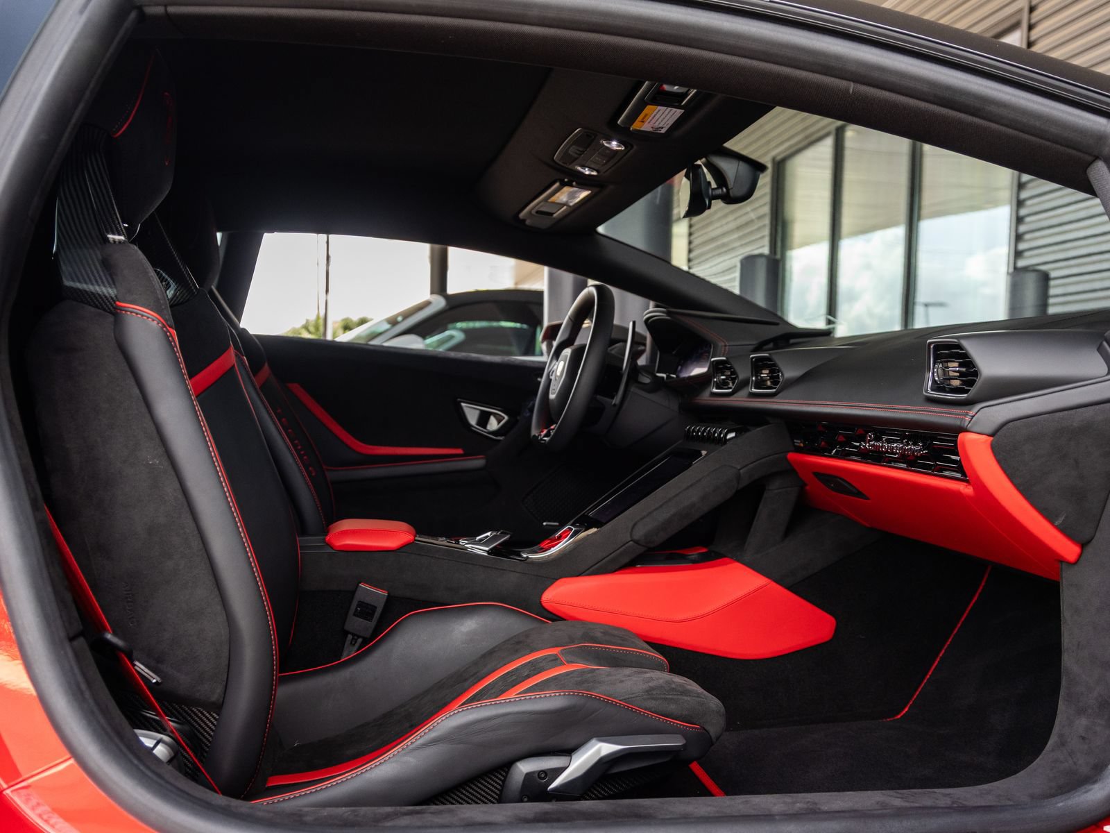 Used 2024 Lamborghini Huracan Tecnica RWD image 40