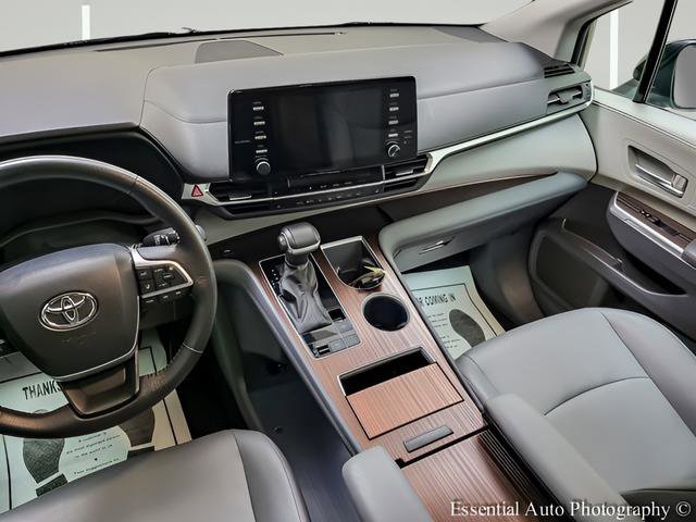 Certified 2024 Toyota Sienna XLE image 14