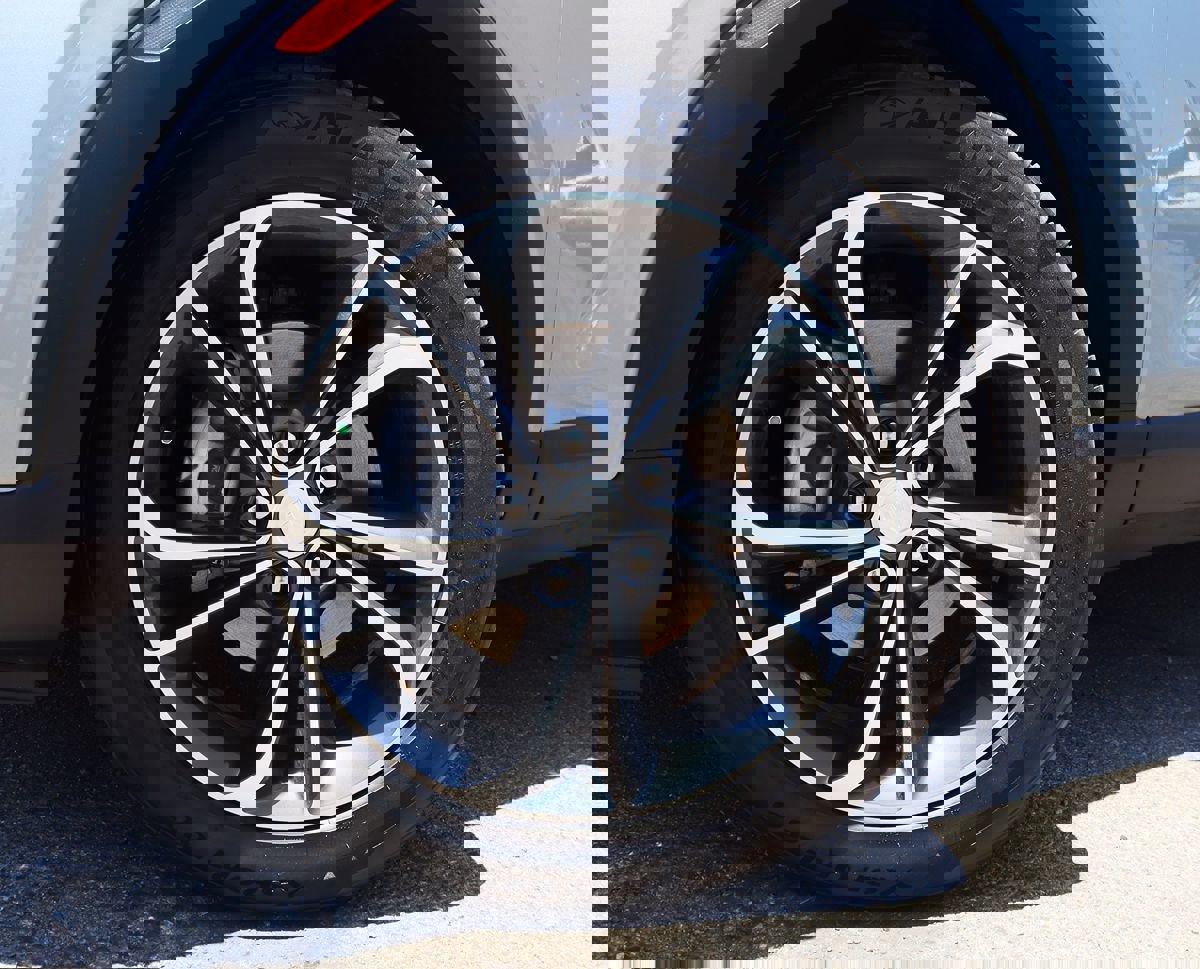 Used 2023 Buick Encore GX Select image 5