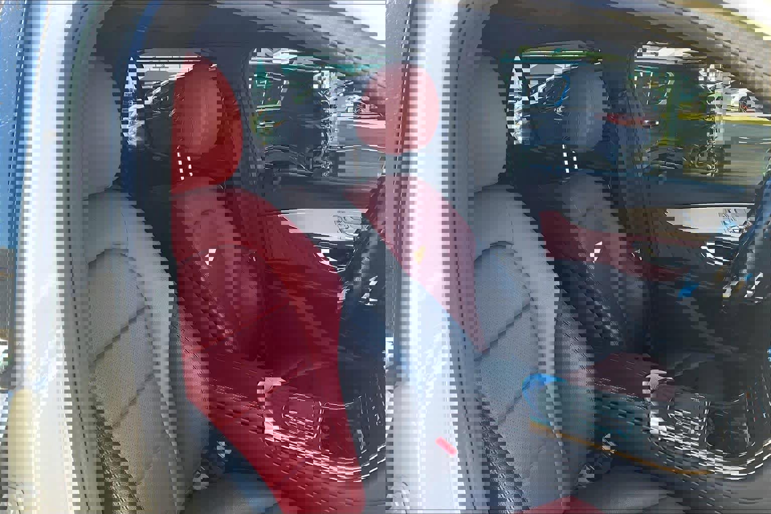 Used 2021 Mercedes-Benz GLC 300 image 10