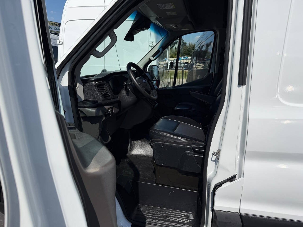 Used 2020 Ford Transit 250 Medium Roof RWD image 16