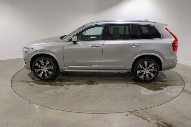 Used 2023 Volvo XC90 B6 Ultimate w/ Protection Package Premier image 3