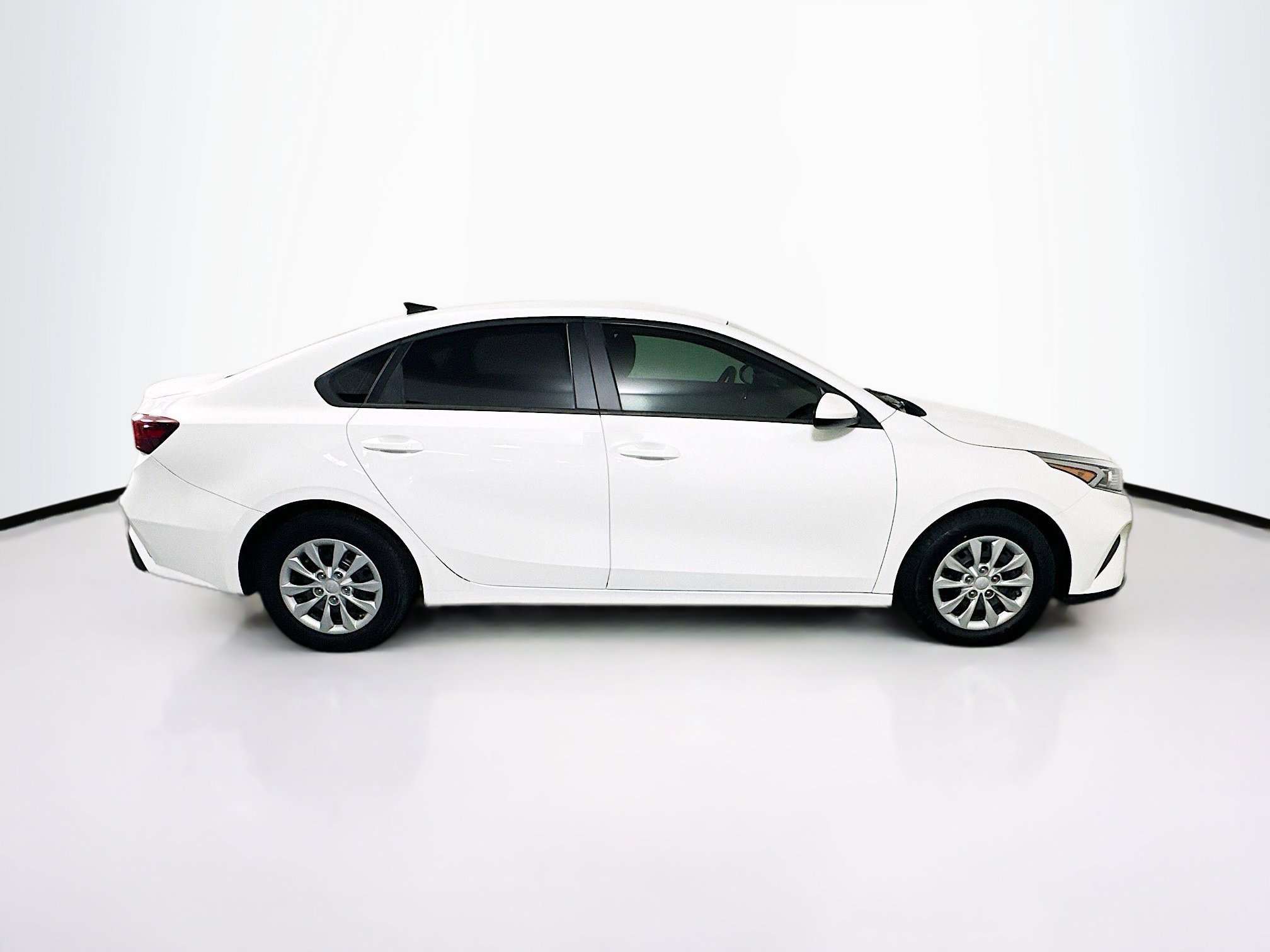 Used 2024 Kia Forte LX FWD image 10