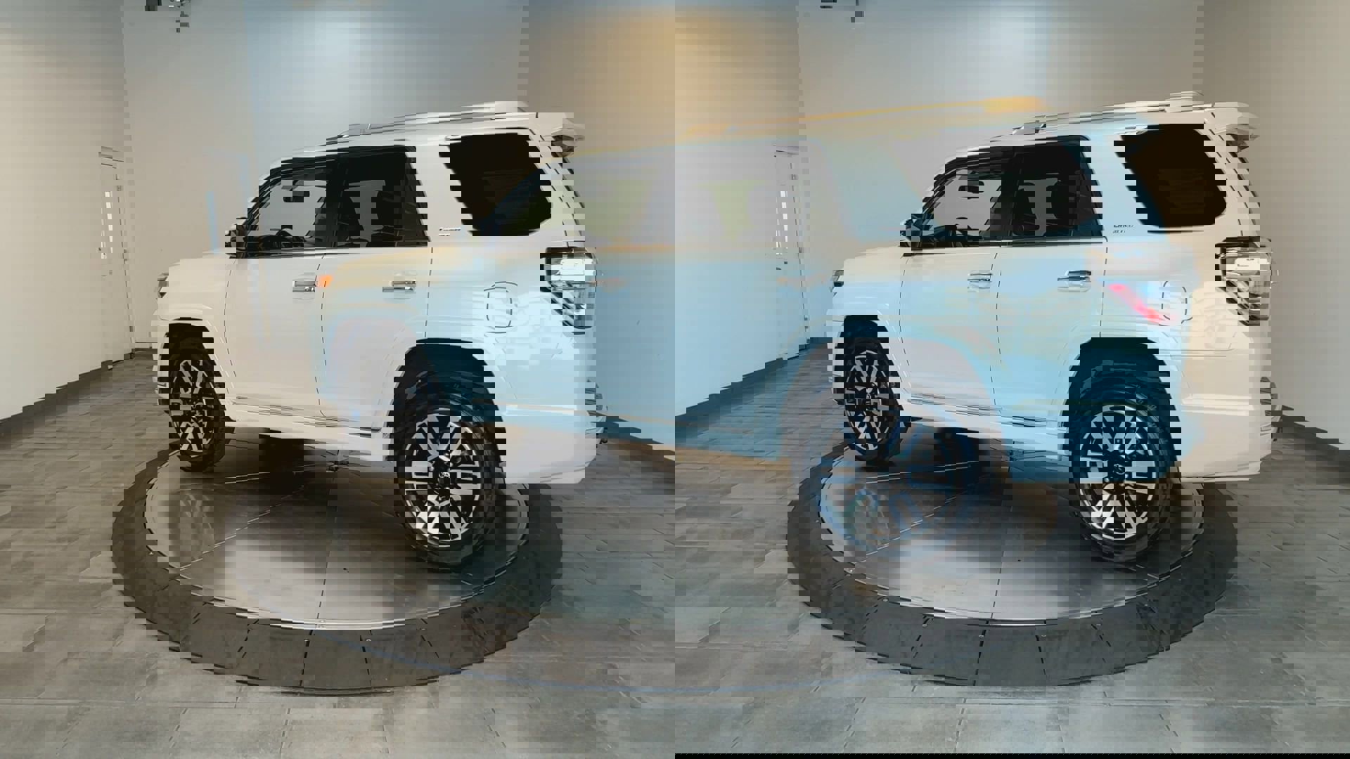 Used 2019 Toyota 4Runner Limited image 6