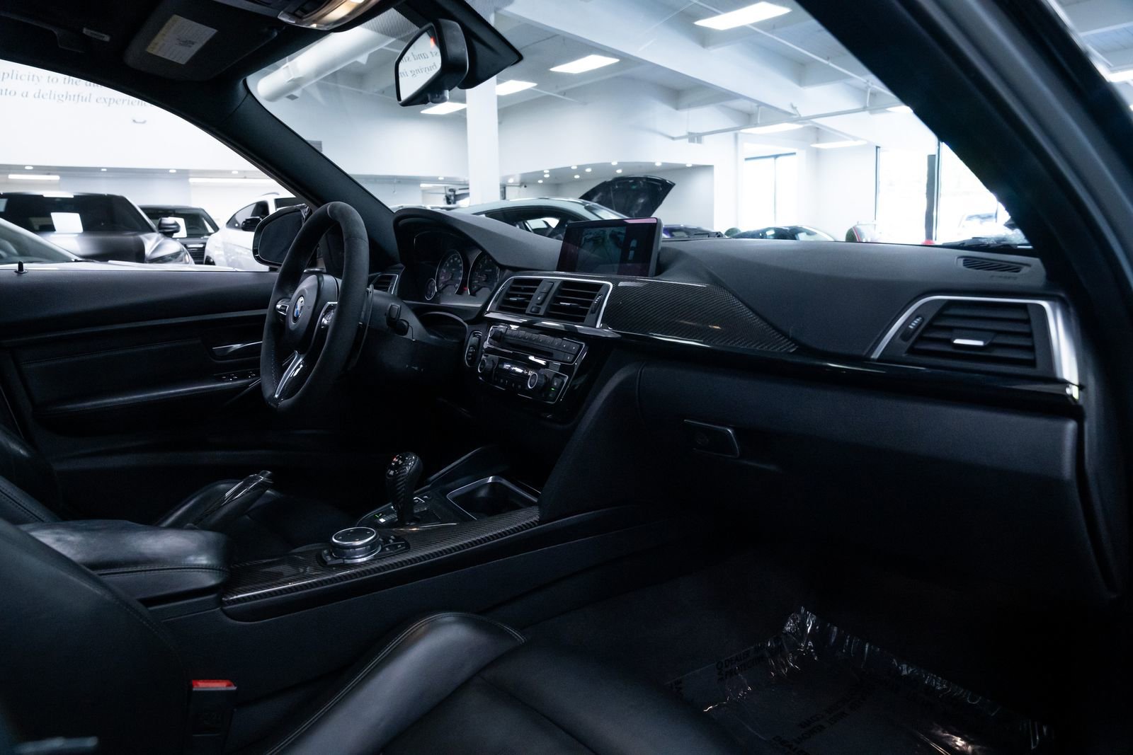 Used 2016 BMW M3 RWD image 29