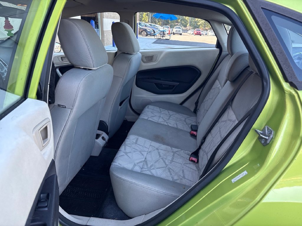 Used 2011 Ford Fiesta SE w/ 201A Rapid Spec Order Code FWD image 7