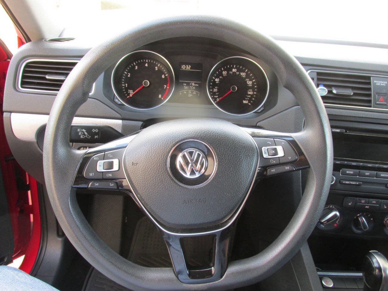 Used 2014 Volkswagen Jetta S image 19