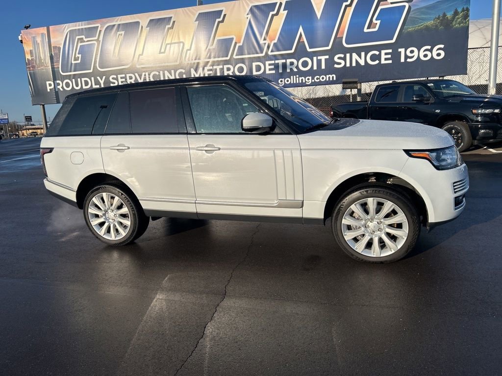 Used 2015 Land Rover Range Rover Supercharged AWD/4WD image 4