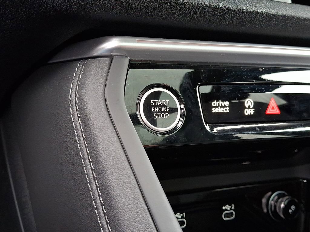 Used 2025 Audi Q5 Premium Plus w/ Premium Plus image 24