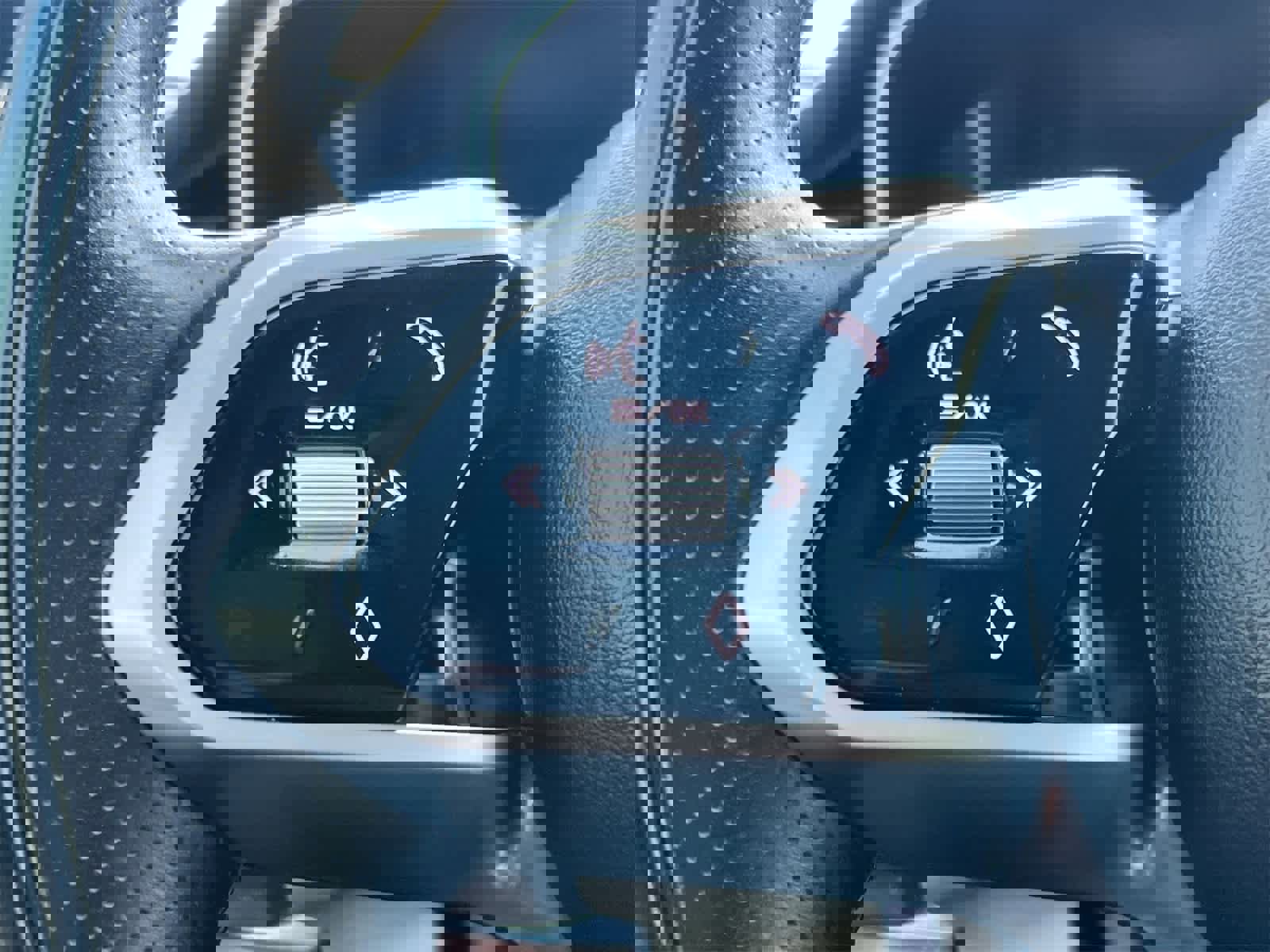 Used 2022 Jaguar XF R-Dynamic SE image 22