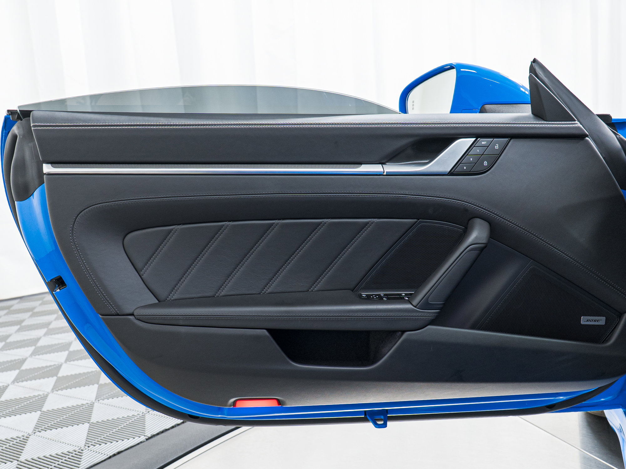 Certified 2023 Porsche 911 Turbo image 13