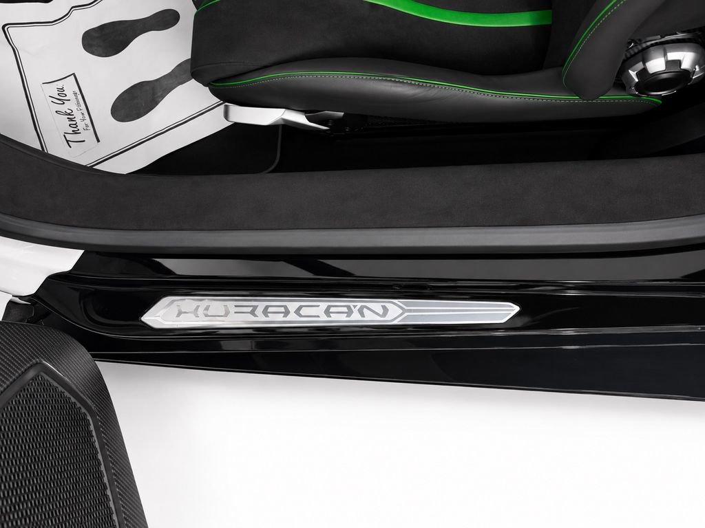 Used 2023 Lamborghini Huracan Tecnica RWD image 14
