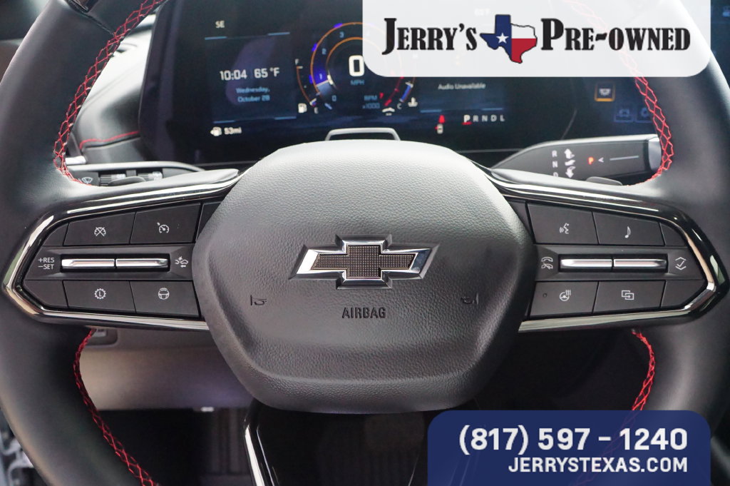 Used 2026 Chevrolet Traverse RS FWD image 14