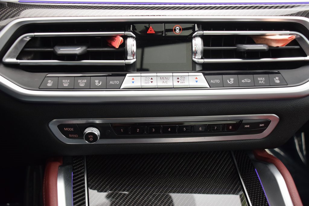 Used 2022 BMW X6 M50i w/ Executive Package image 28