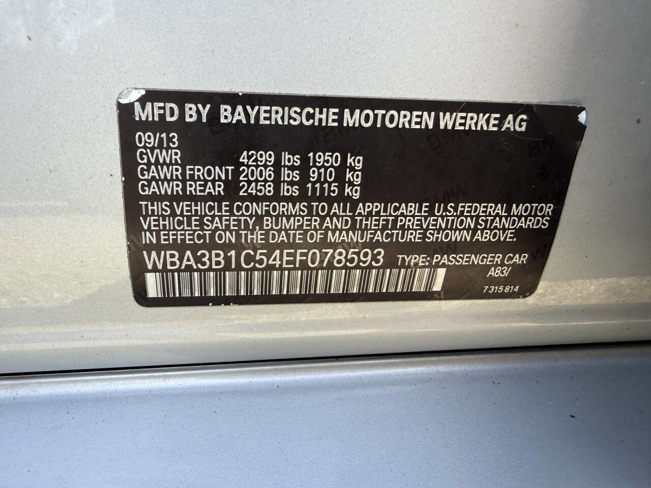 Used 2014 BMW 320i 320i 4dr Sedan image 28