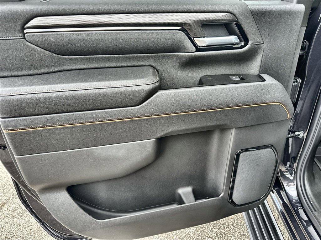 New 2026 GMC Sierra 2500 AT4 w/ AT4 Premium Plus Package image 15