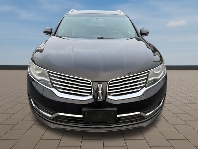 Used 2016 Lincoln MKX Select image 11