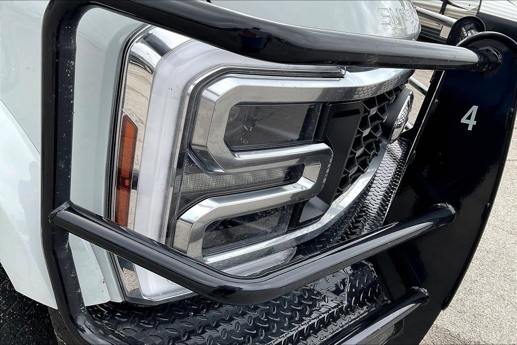 Used 2025 Ford F450 Platinum AWD/4WD image 27