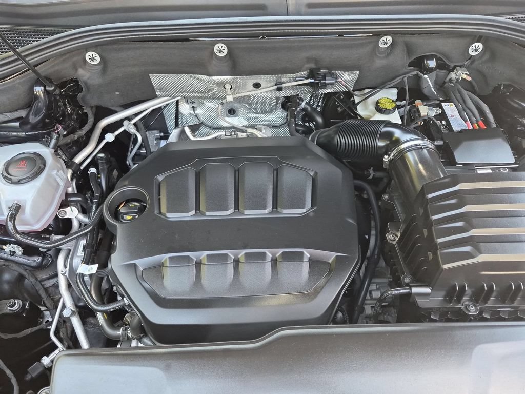 Used 2025 Volkswagen Atlas SE FWD image 35