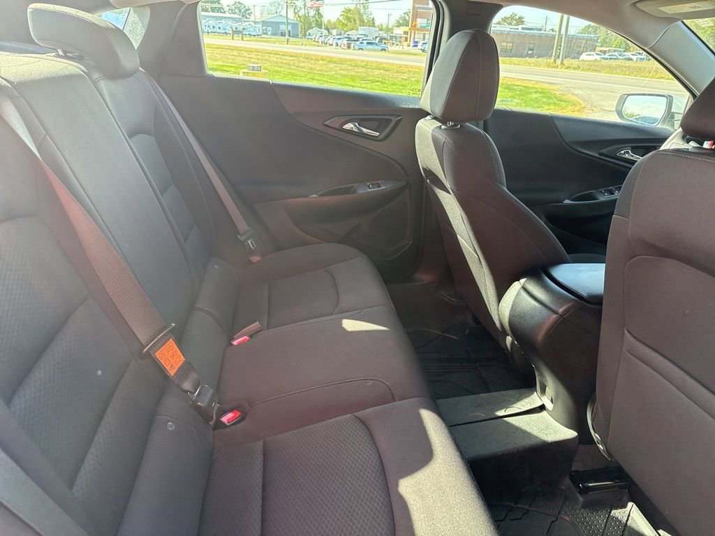 Used 2024 Chevrolet Malibu RS w/ LPO, Floor Liner Package image 18