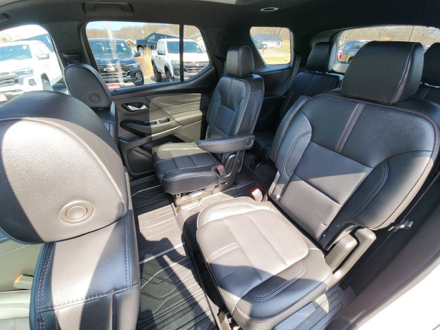 Used 2023 Chevrolet Traverse RS w/ LPO, Floor Liner Package image 23