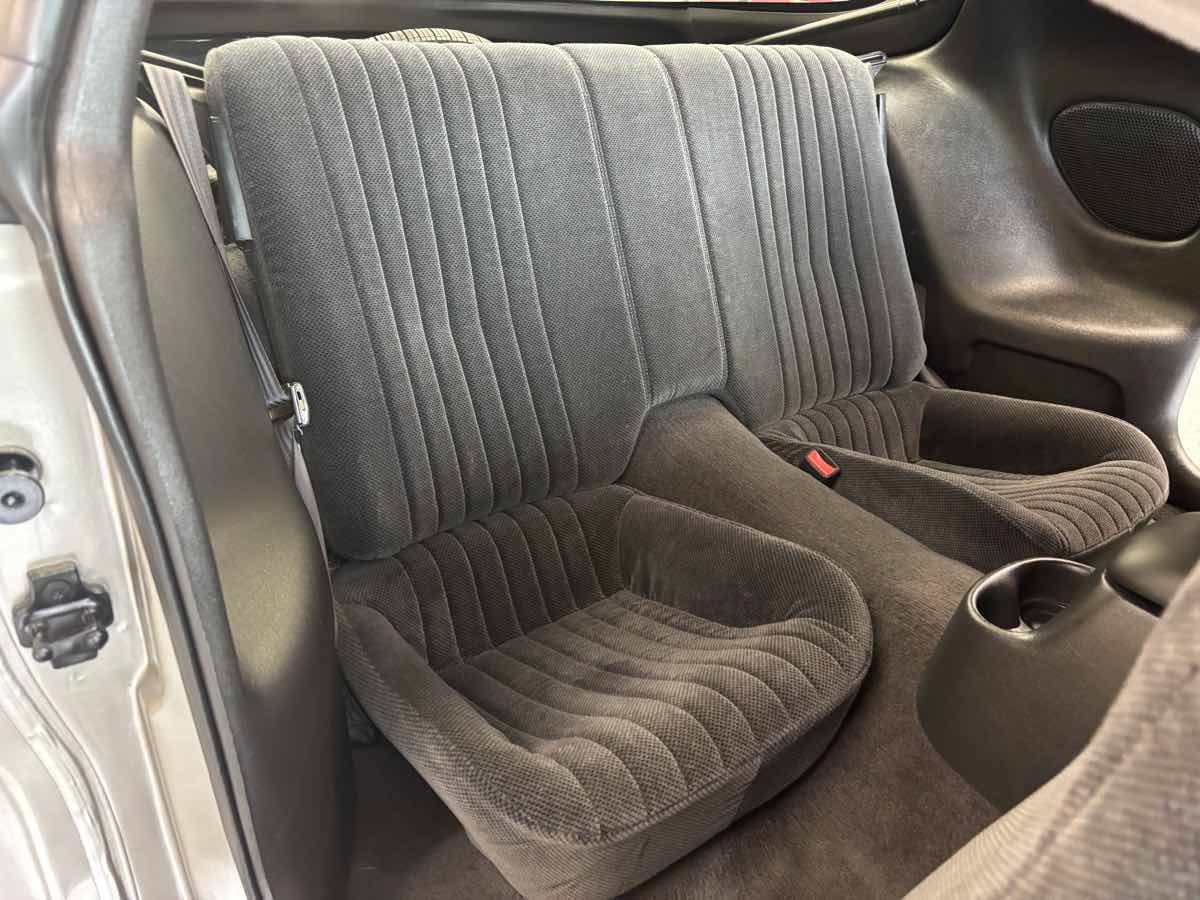 Used 2000 Pontiac Firebird Coupe image 21