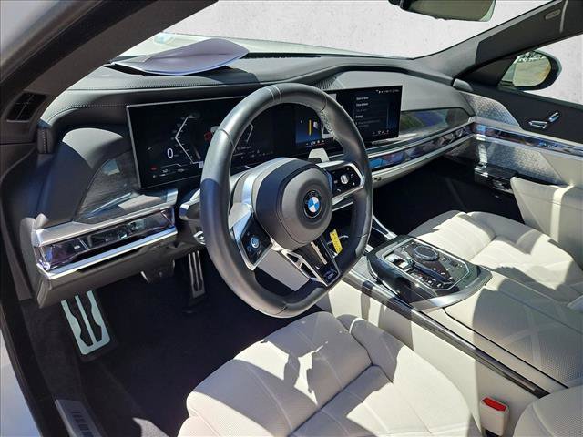 Certified 2024 BMW 760i xDrive w/ Executive Package AWD/4WD image 10