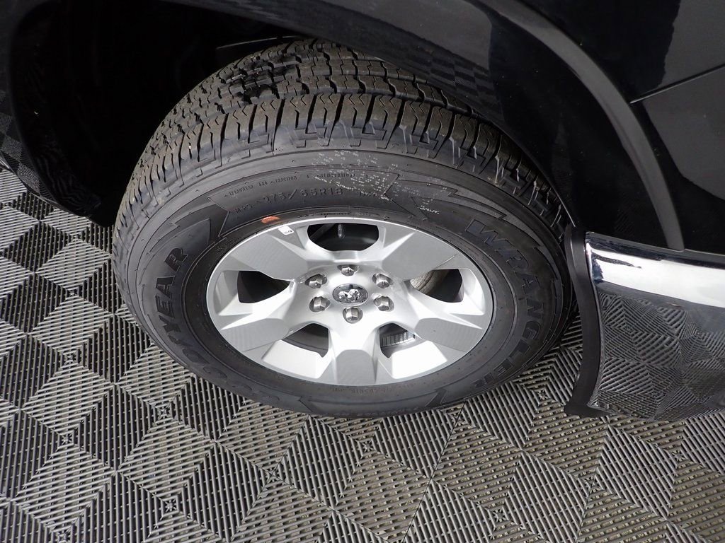 New 2025 RAM 1500 Big Horn image 32