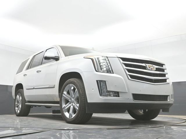 Used 2020 Cadillac Escalade Premium Luxury AWD/4WD image 27