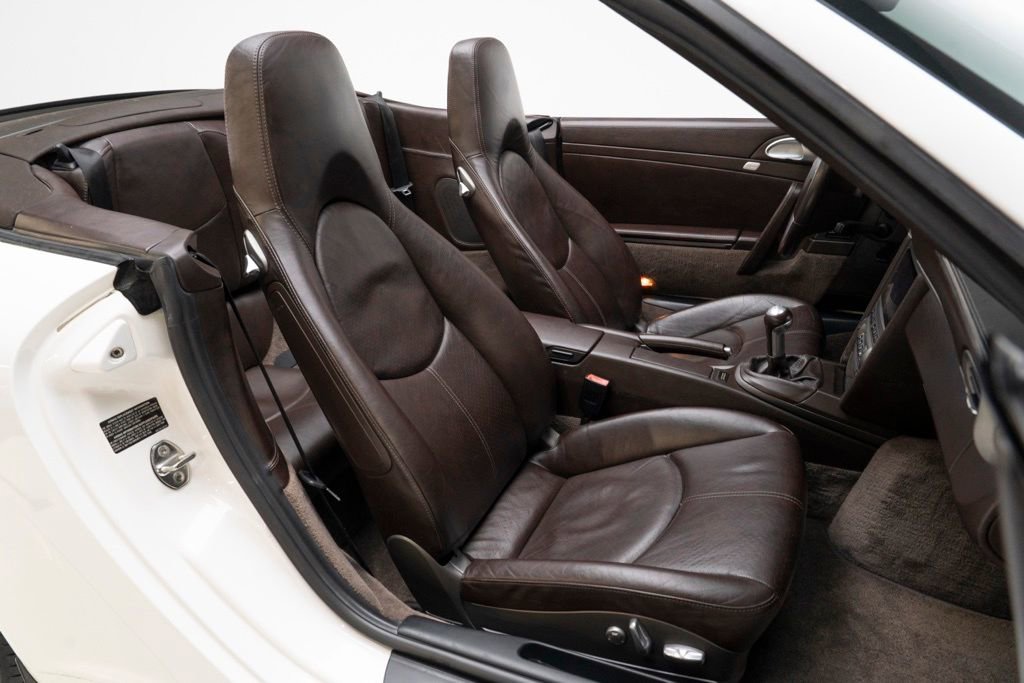 Used 2006 Porsche 911 Carrera image 46