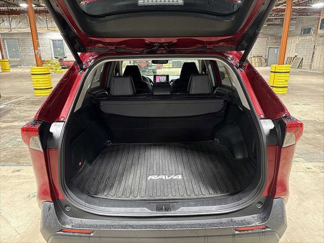 Certified 2021 Toyota RAV4 XLE Premium image 11