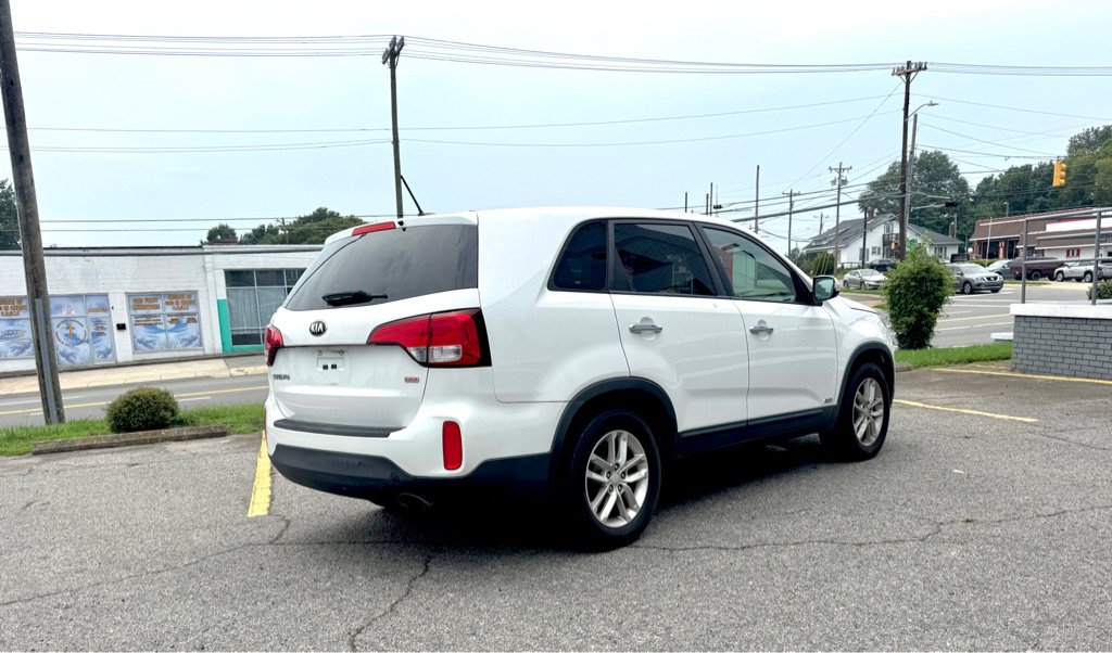 Used 2015 Kia Sorento LX AWD/4WD image 6