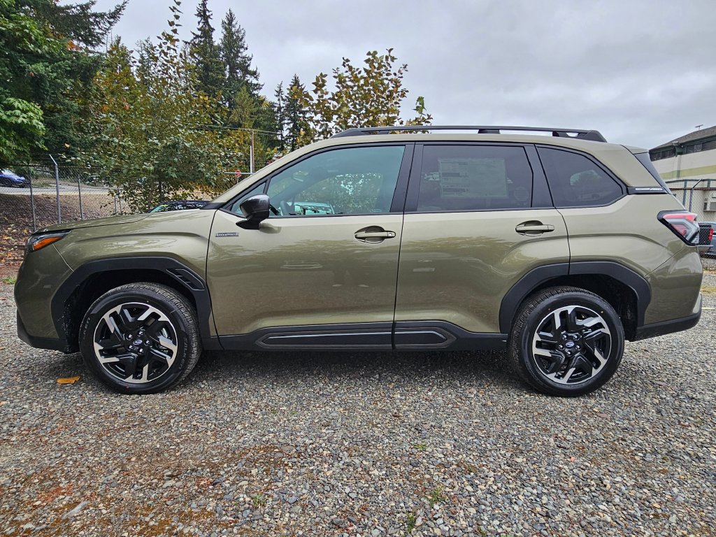 New 2026 Subaru Forester Premium AWD/4WD image 2