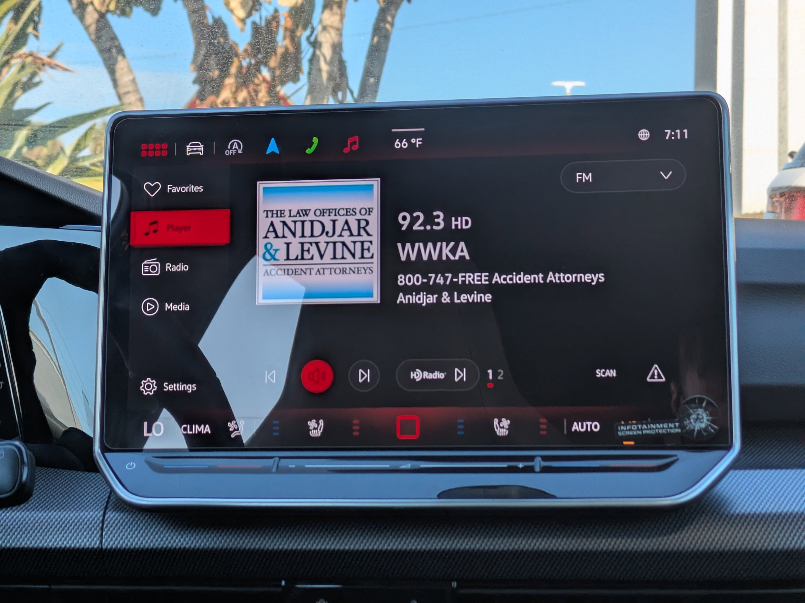 New 2025 Volkswagen GTI SE image 18