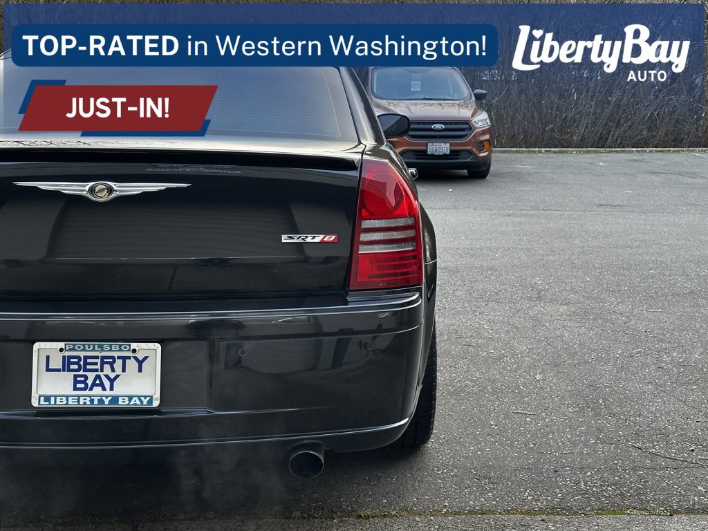 Used 2006 Chrysler 300 SRT8 w/ SRT Option Group II image 6