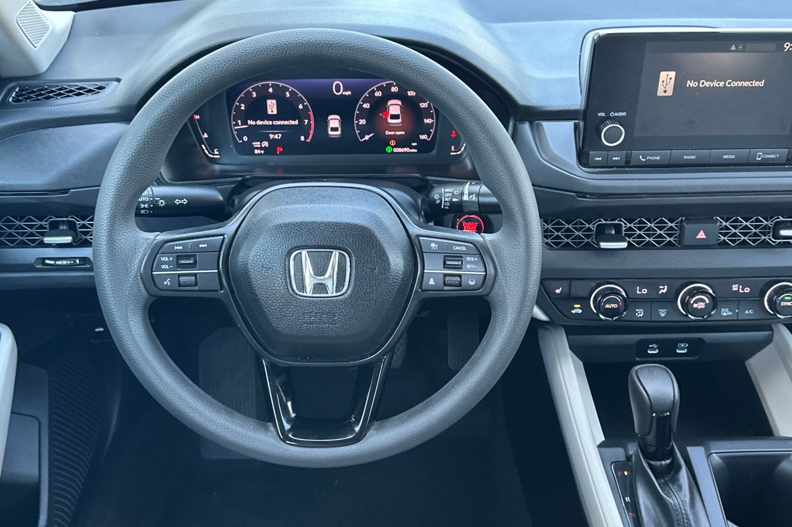 Used 2025 Honda Accord SE image 14
