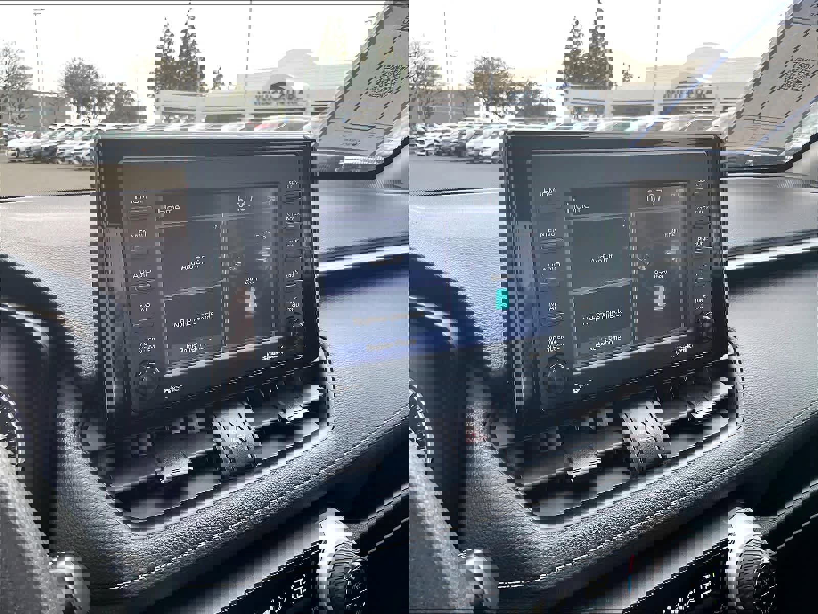 Used 2022 Toyota RAV4 LE image 23