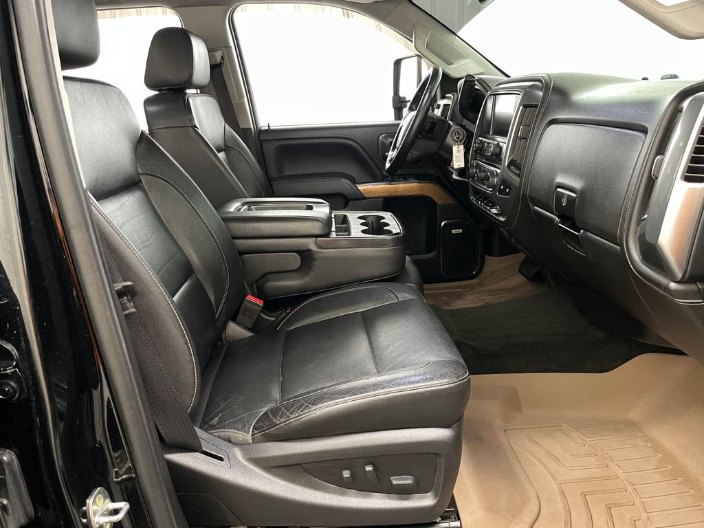 Used 2018 Chevrolet Silverado 3500 LTZ w/ Duramax Plus Package AWD/4WD image 39