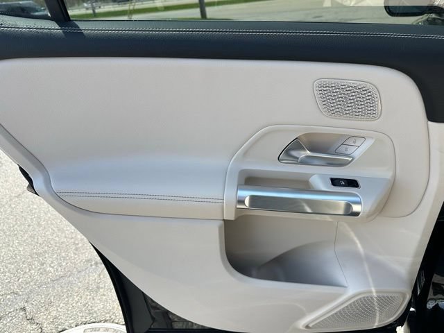 New 2026 Mercedes-Benz GLB 250 4MATIC image 17