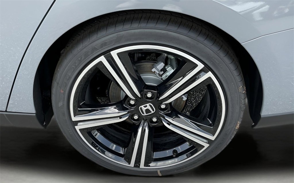 New 2025 Honda Accord Sport image 10