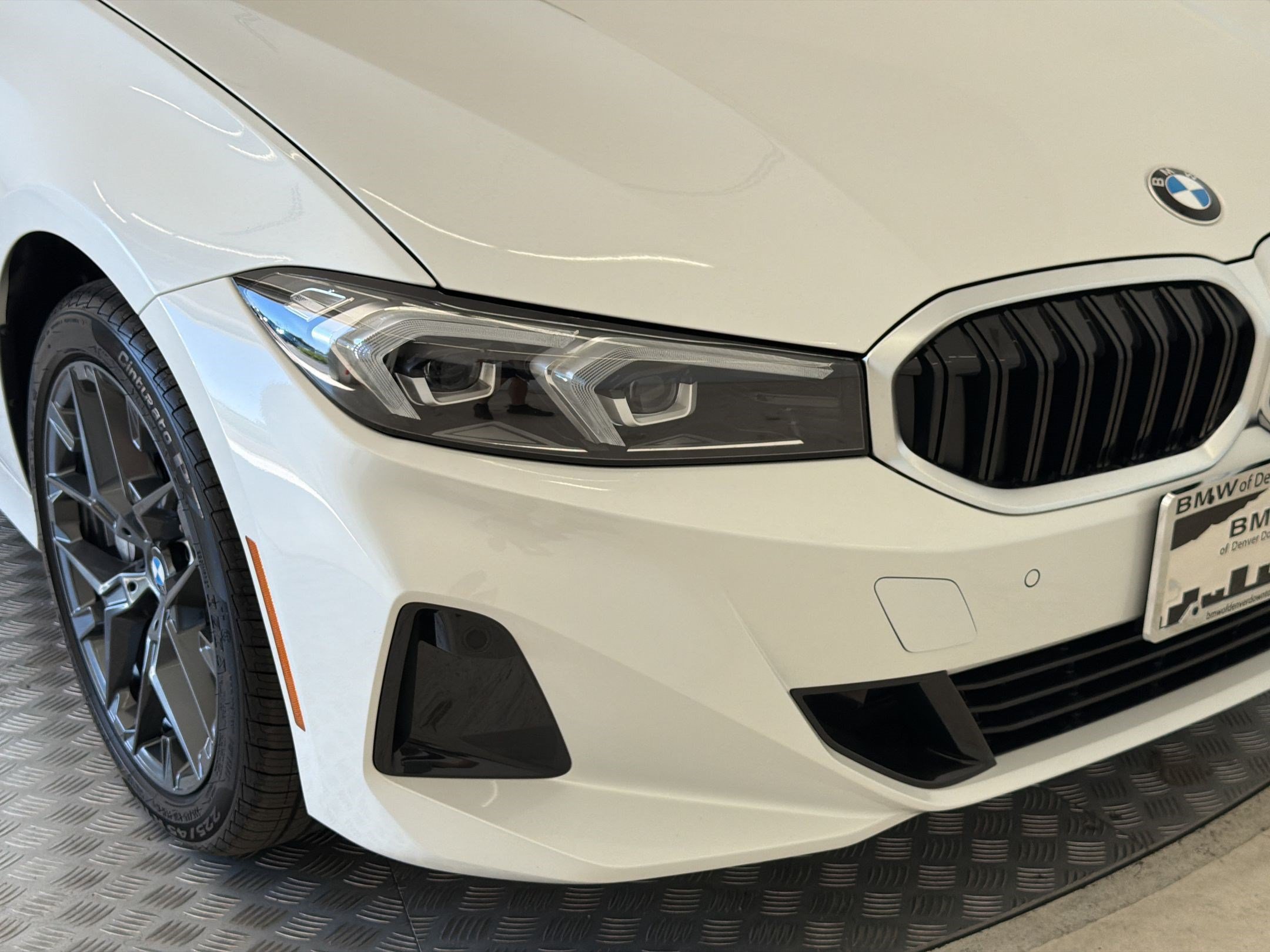 New 2026 BMW 330i xDrive Sedan w/ Premium Package AWD/4WD image 12