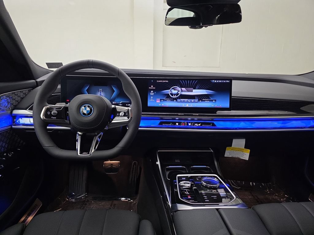 New 2026 BMW i7 xDrive60 w/ Executive Package AWD/4WD image 29