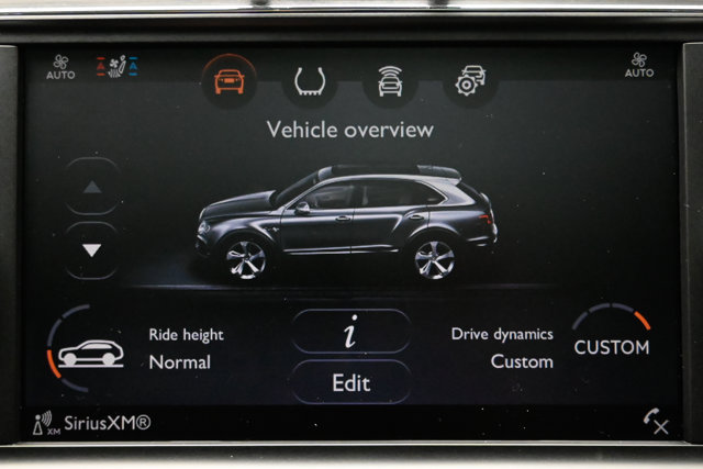 Used 2019 Bentley Bentayga AWD/4WD image 18